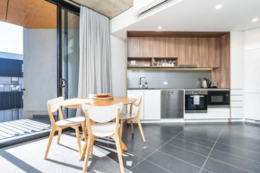 Spacious Kingston Foreshore 1BR Apt